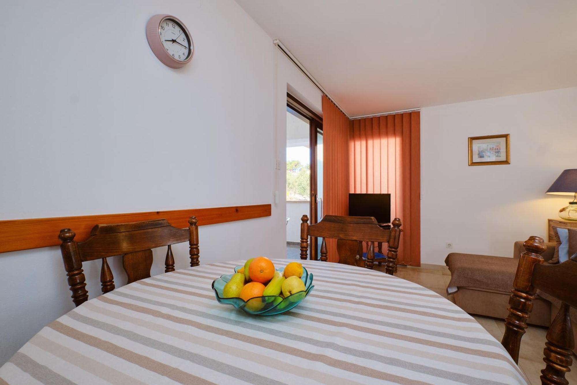 Apartments Katja Mali Lošinj Exterior foto